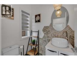 Furnace - 2327b Osborne Crescent Sw, Calgary, AB T2T0Y7 Photo 13