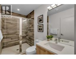 2327b Osborne Crescent Sw, Calgary, AB T2T0Y7 Photo 33
