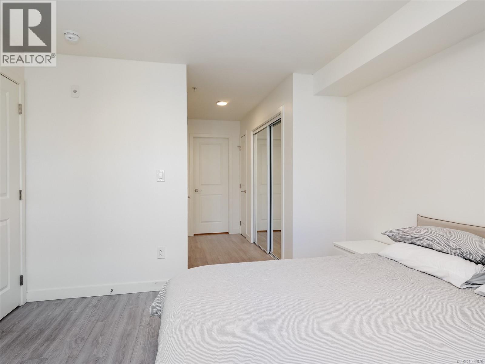 303 110 Presley Place, View Royal