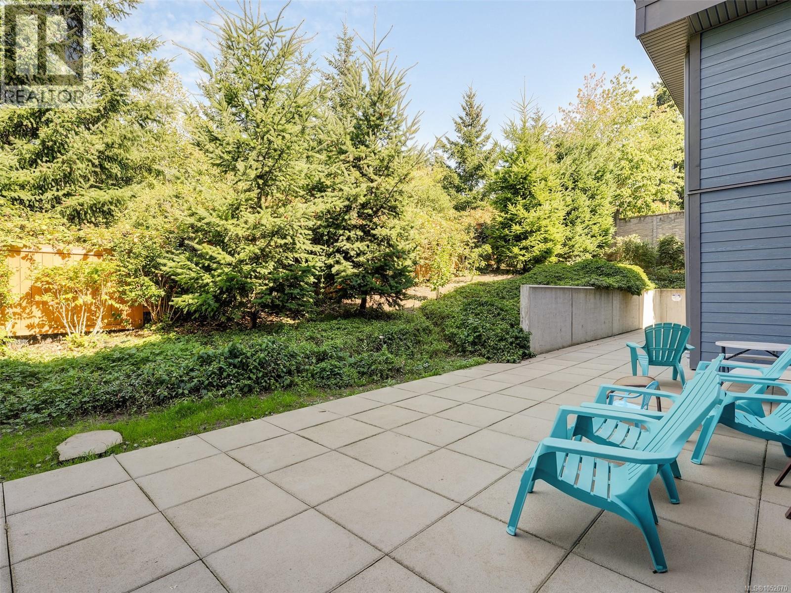 303 110 Presley Place, View Royal