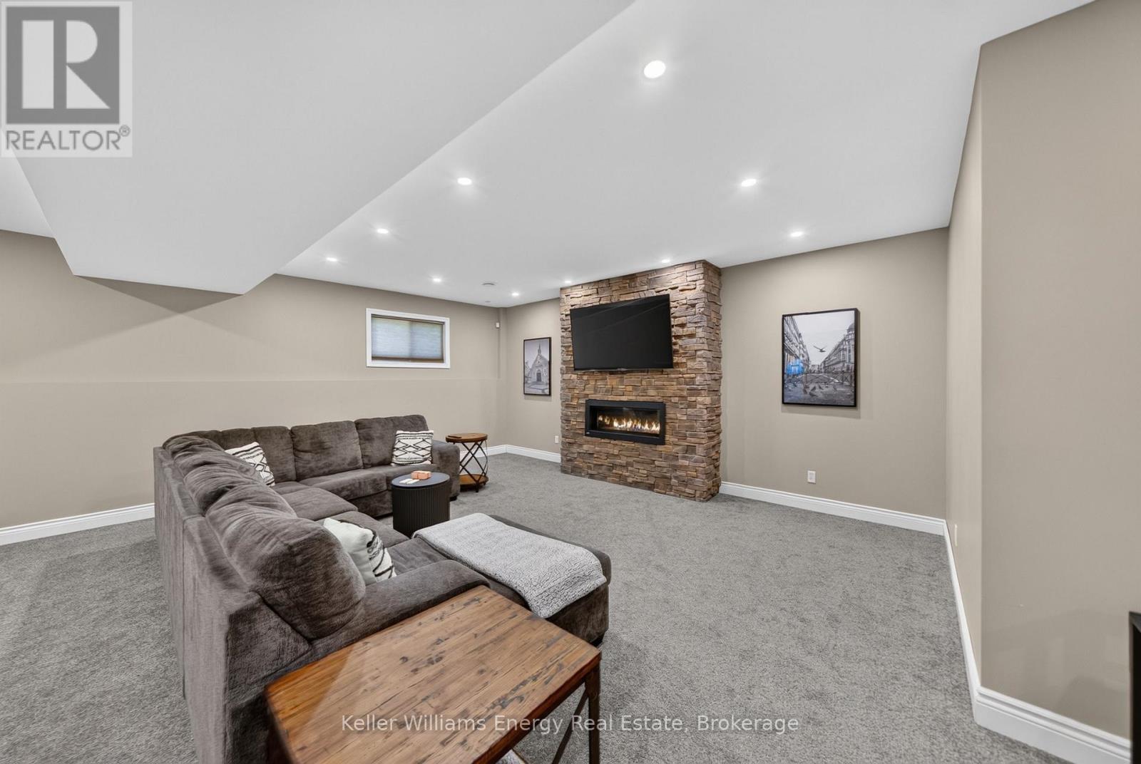 53 Lake Breeze Court, Prince Edward County, ON photo 24