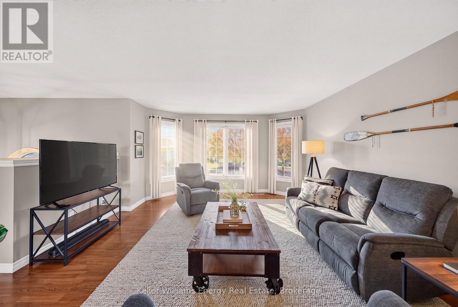 53 Lake Breeze Court, Prince Edward County, ON photo 6