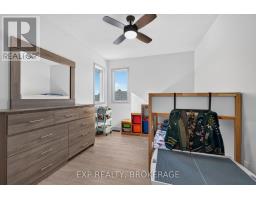 975 Rainbow Crescent, Kingston), ON K7K7J2 Photo 28