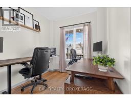 Bedroom 3 - 975 Rainbow Crescent, Kingston), ON K7K7J2 Photo 7