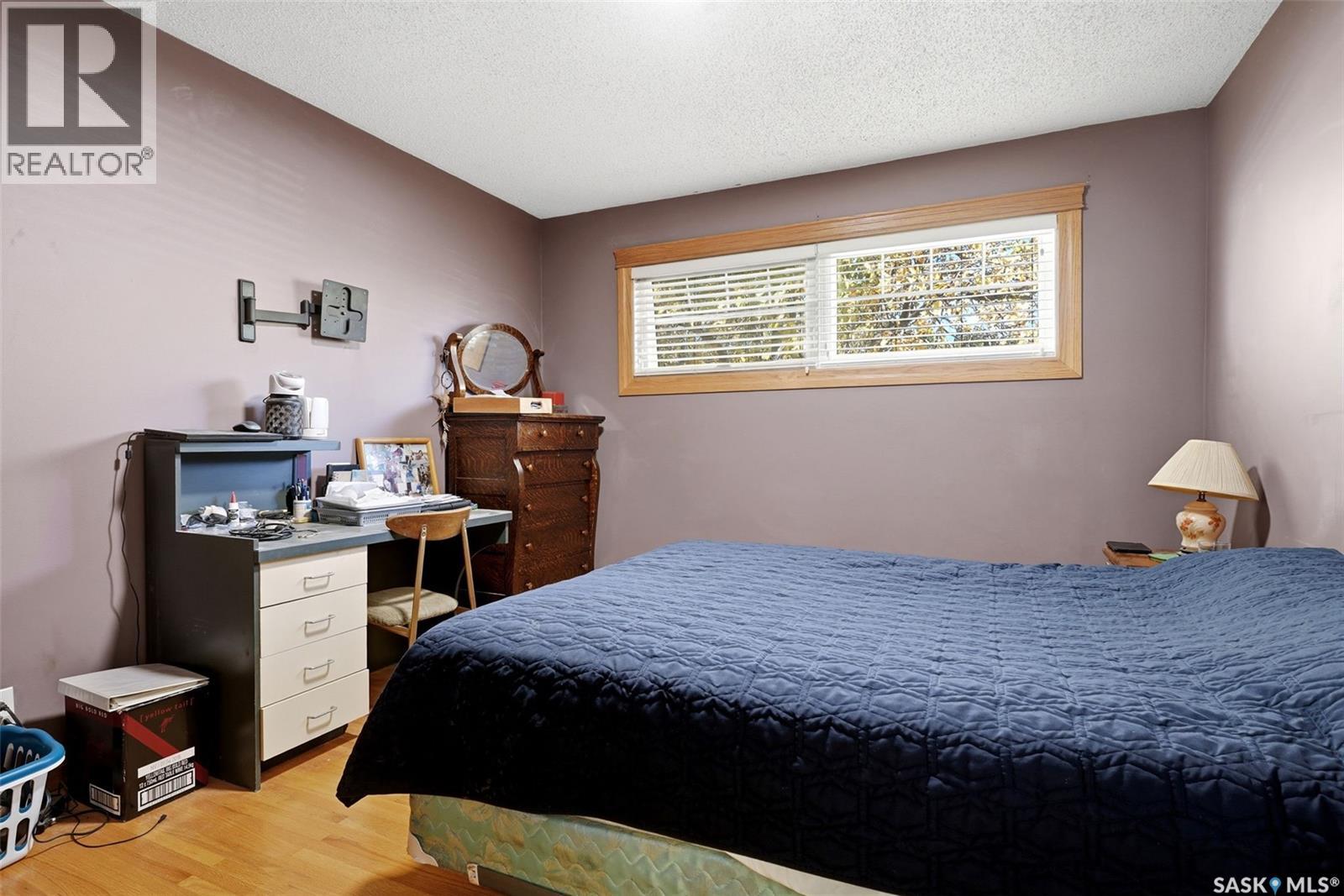 304 Halifax STREET N, Regina — photo 13