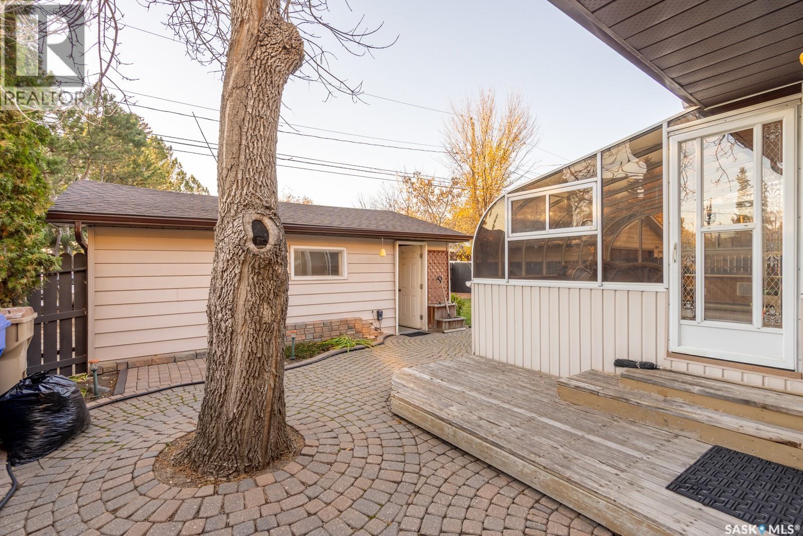 224 FRONTENAC DRIVE, Regina — photo 29