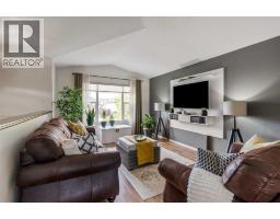 4pc Bathroom - 113 Mt Sundance Crescent W, Lethbridge, AB T1J0L4 Photo 6