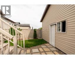 113 Mt Sundance Crescent W, Lethbridge, AB T1J0L4 Photo 37