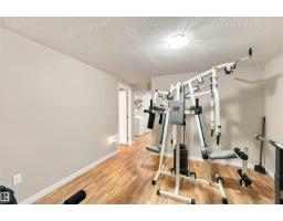 9531 Simpson Co Nw, Edmonton, AB T6R0T8 Photo 42