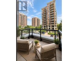 404 - 30 Inn On The Park Drive, Toronto, ON M3C0P7 Photo 8