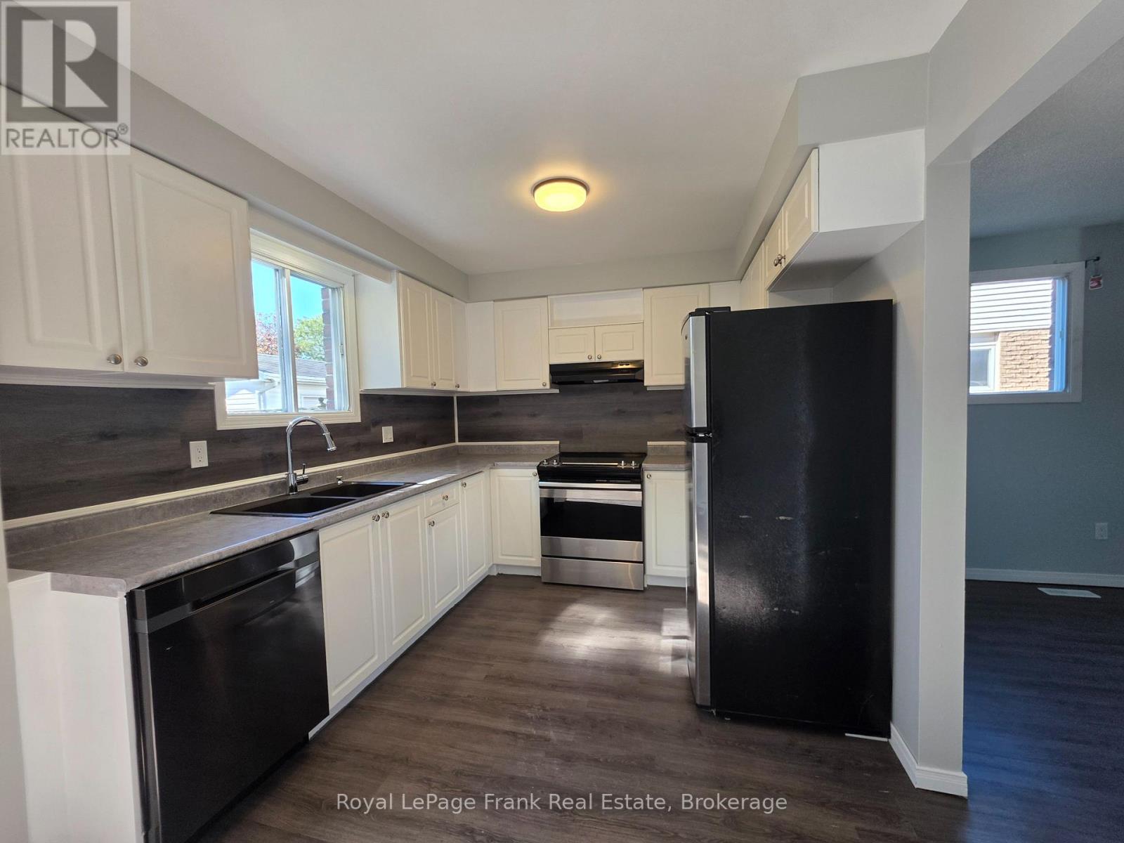 35 Kingsview Court, Clarington, ON photo 10