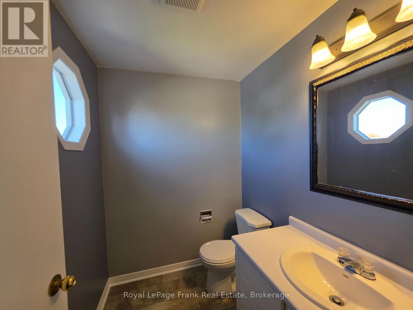 35 Kingsview Court, Clarington, ON photo 20
