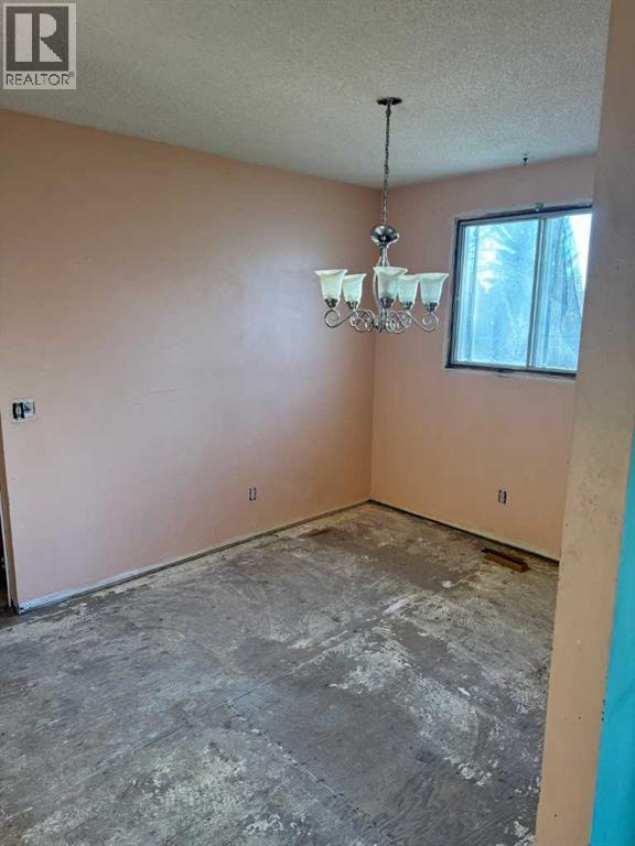 354 Fonda Way SE, Calgary — photo 4
