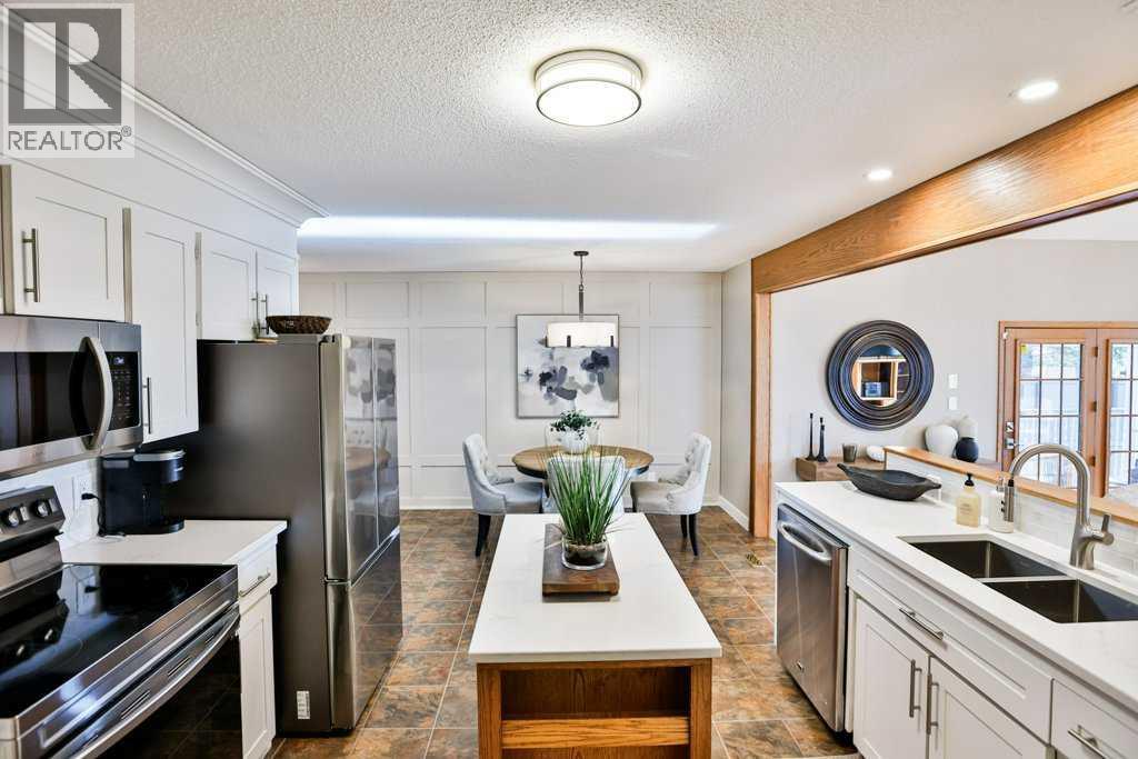 1703 Lakeside Road S, Lethbridge — photo 8