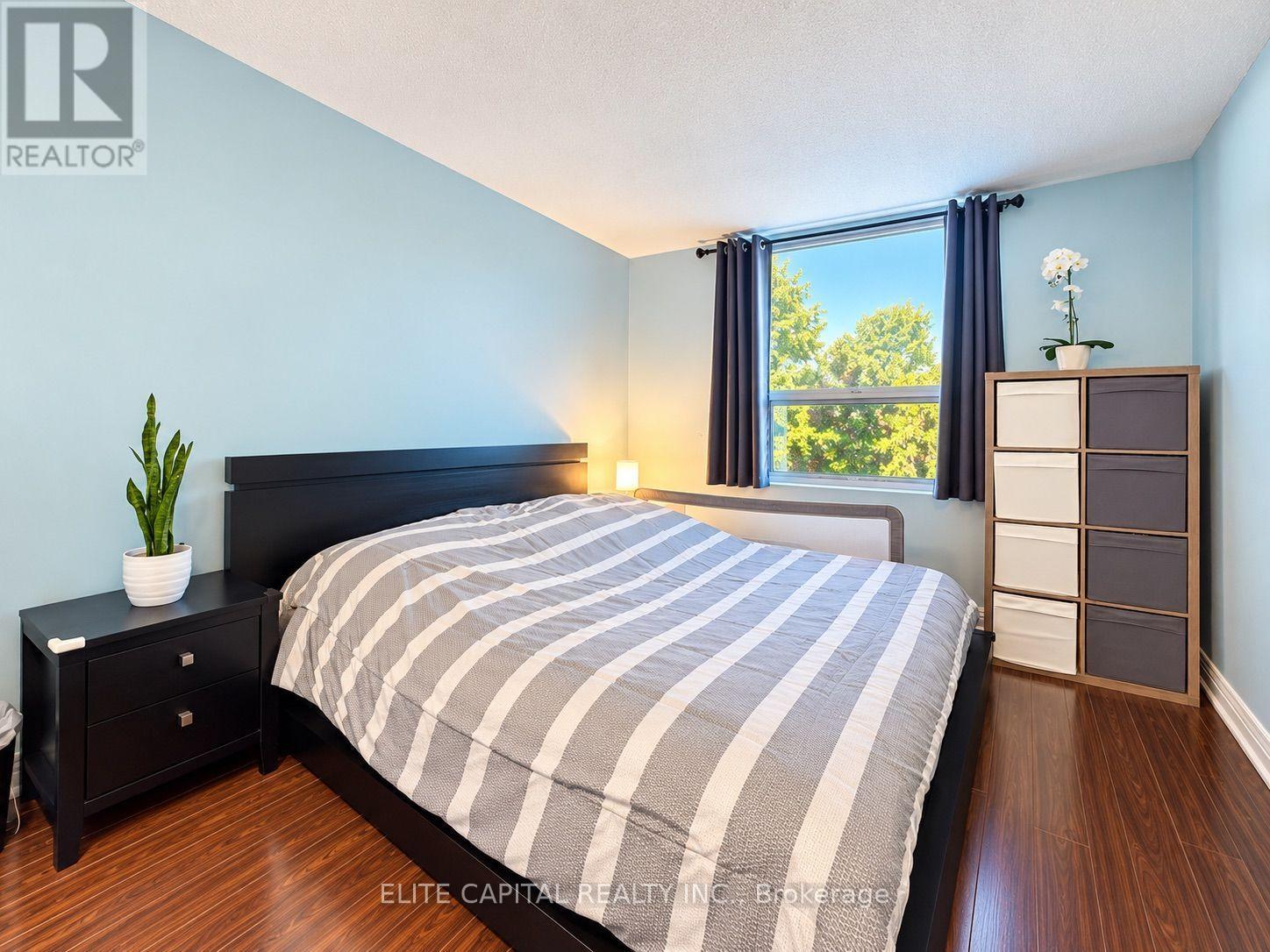 115 - 326 MAJOR MACKENZIE DRIVE E, Richmond Hill (Crosby) — photo 6