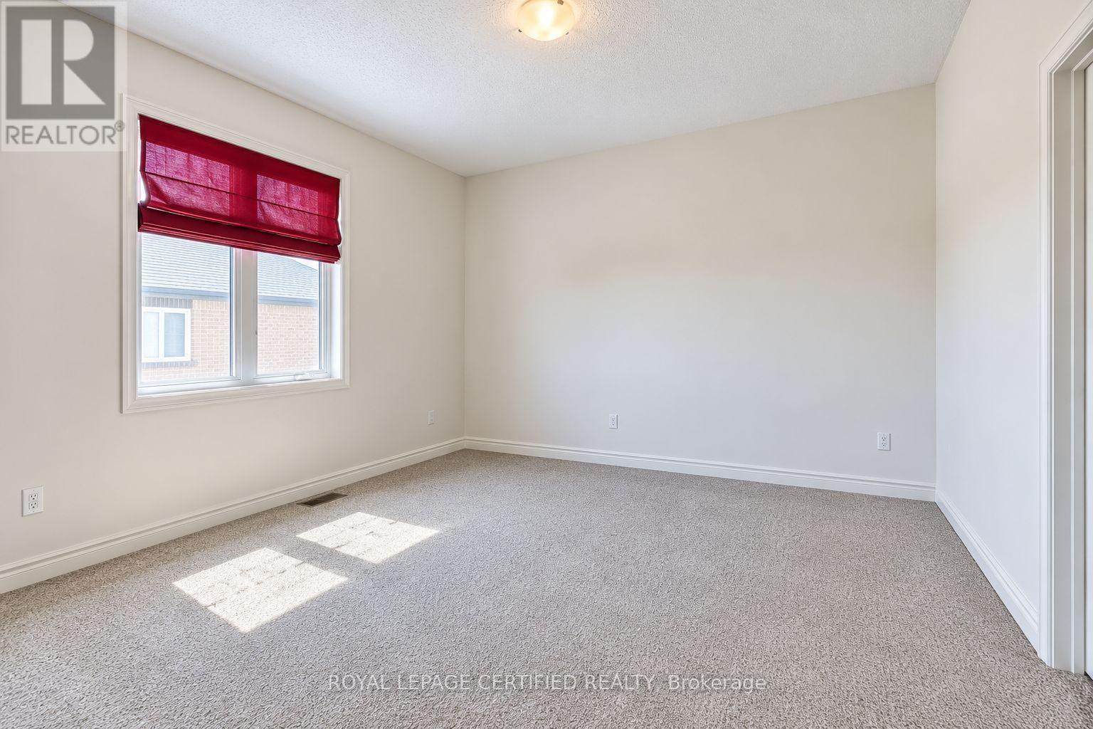 170 Gibson Circle, Bradford West Gwillimbury photo 20