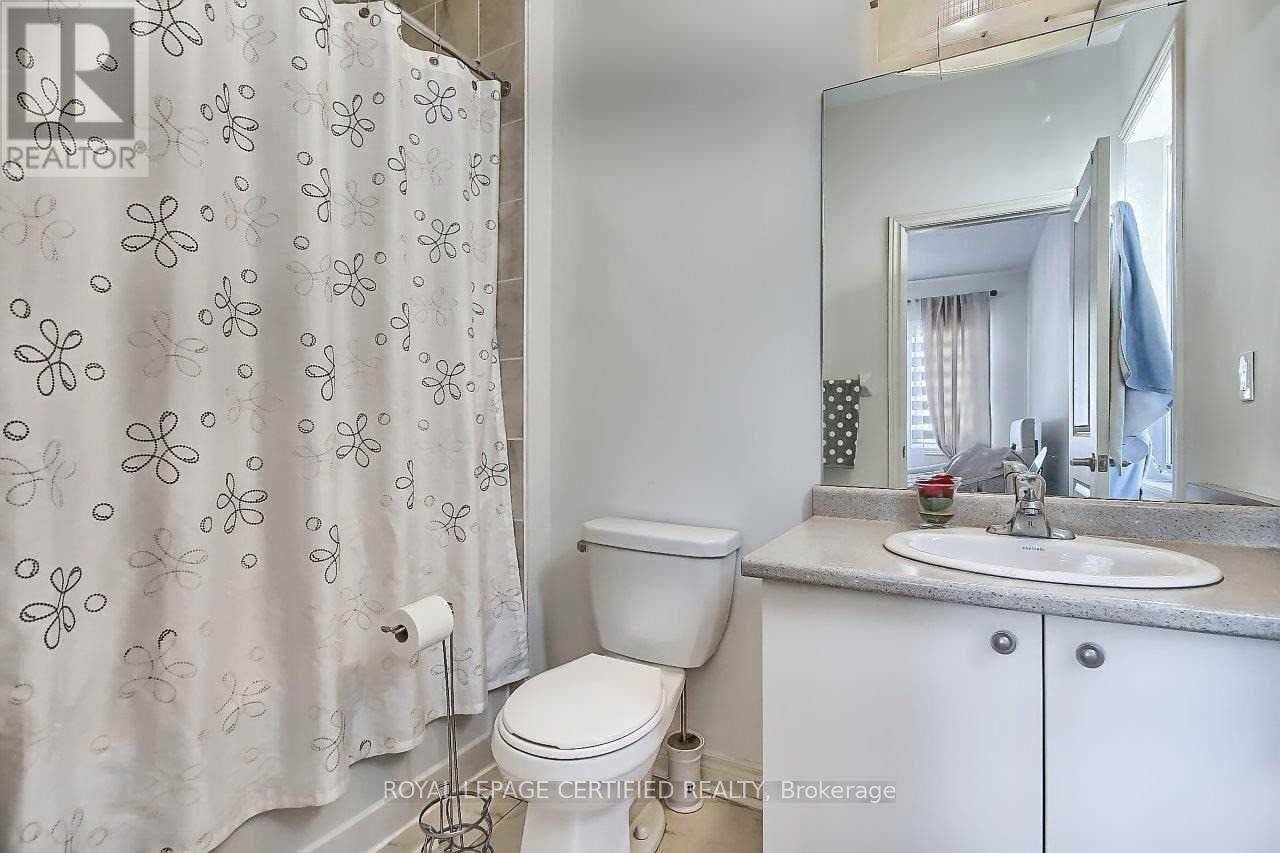 170 Gibson Circle, Bradford West Gwillimbury photo 24