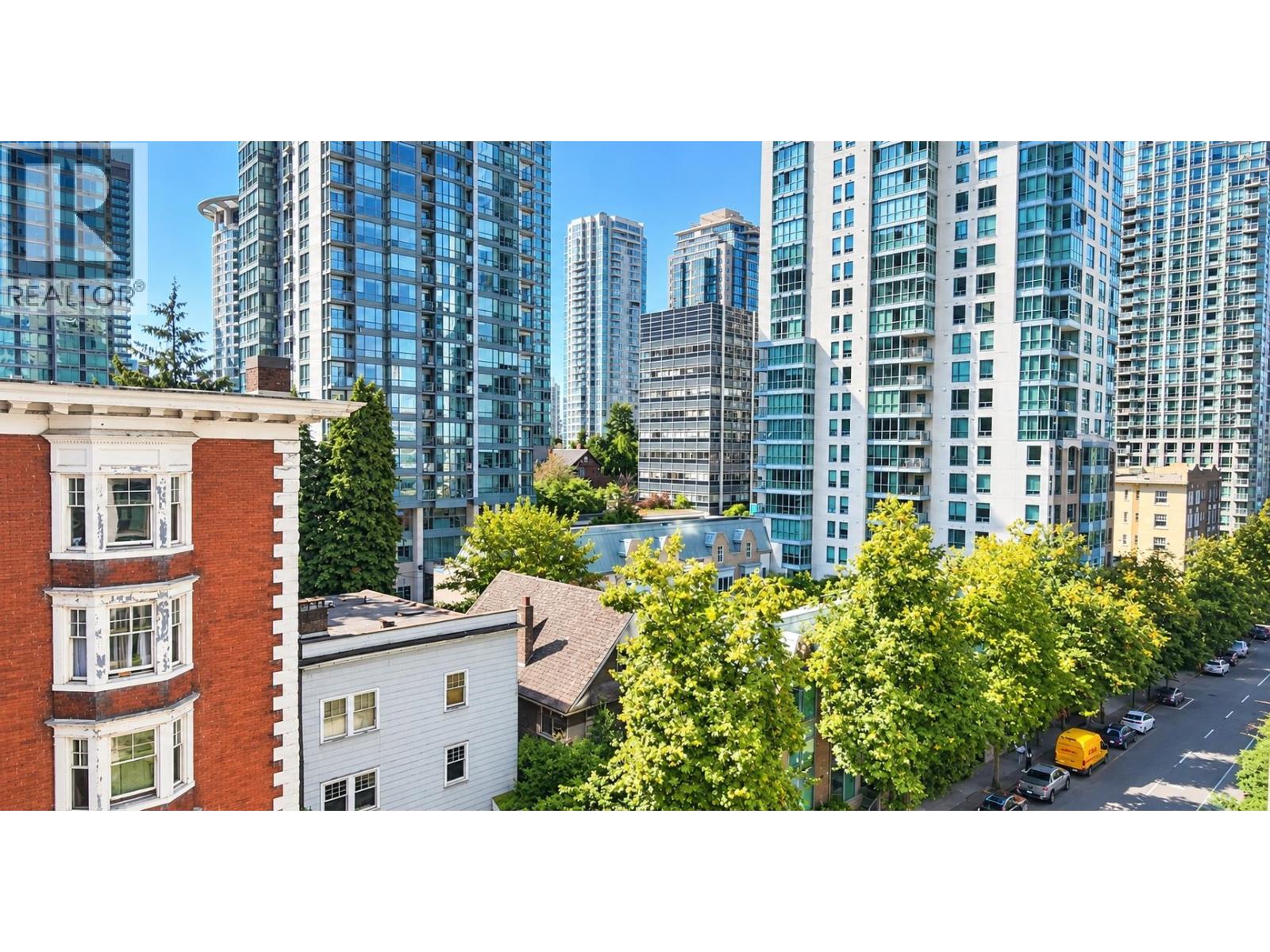702 1211 MELVILLE STREET, Vancouver - Image 1