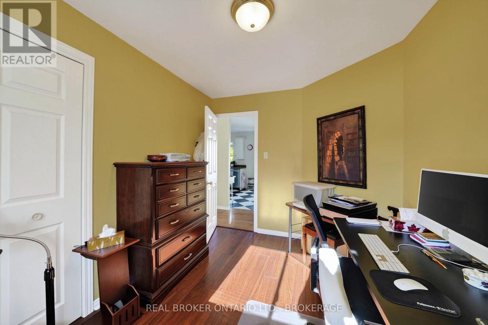 133 BRYDEN AVENUE - 27