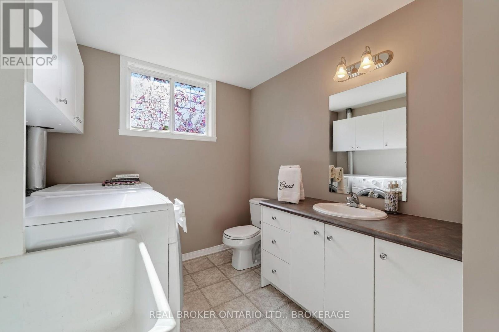 133 BRYDEN AVENUE - 33