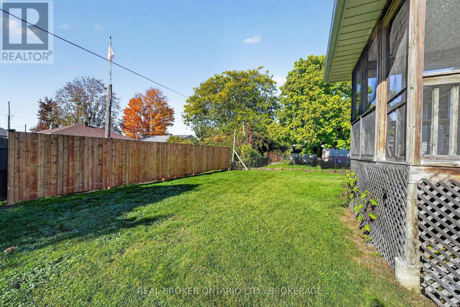 133 BRYDEN AVENUE - 47