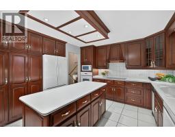 Kitchen - 600 Holly Hill Crescent, Burlington, ON L7L3Z7 Photo 14