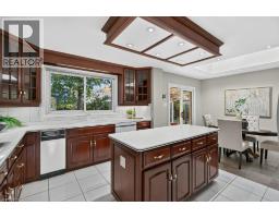 600 Holly Hill Crescent, Burlington, ON L7L3Z7 Photo 16
