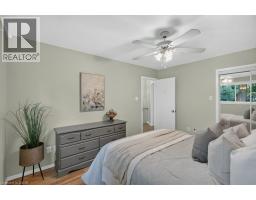 600 Holly Hill Crescent, Burlington, ON L7L3Z7 Photo 24