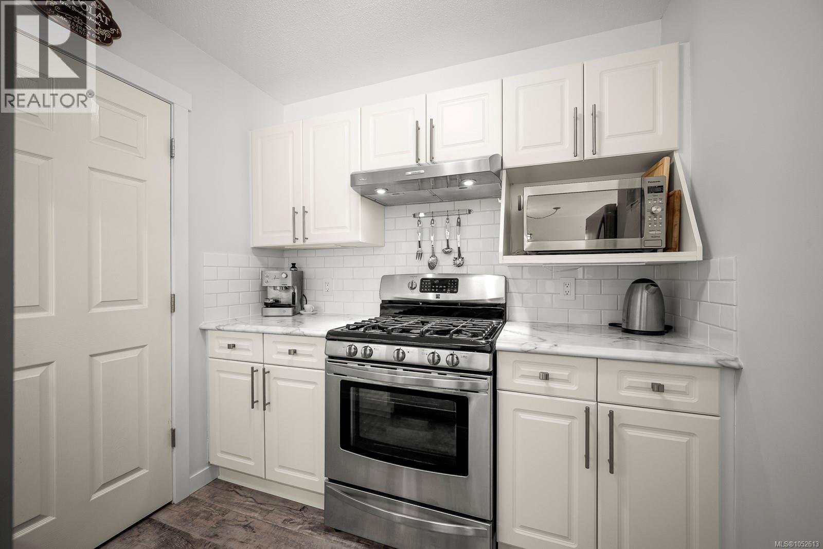 204 1105 Henry Rd, Courtenay - Image 1
