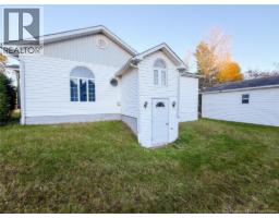 533 Broadway Boulevard West, photo 5