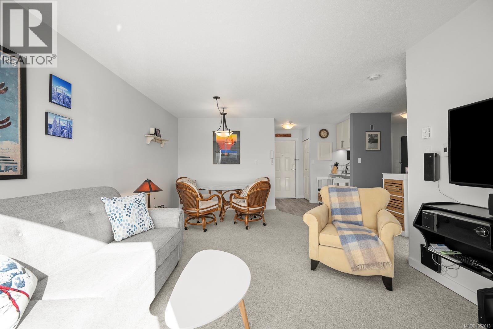 204 1105 Henry Rd, Courtenay - Image 1