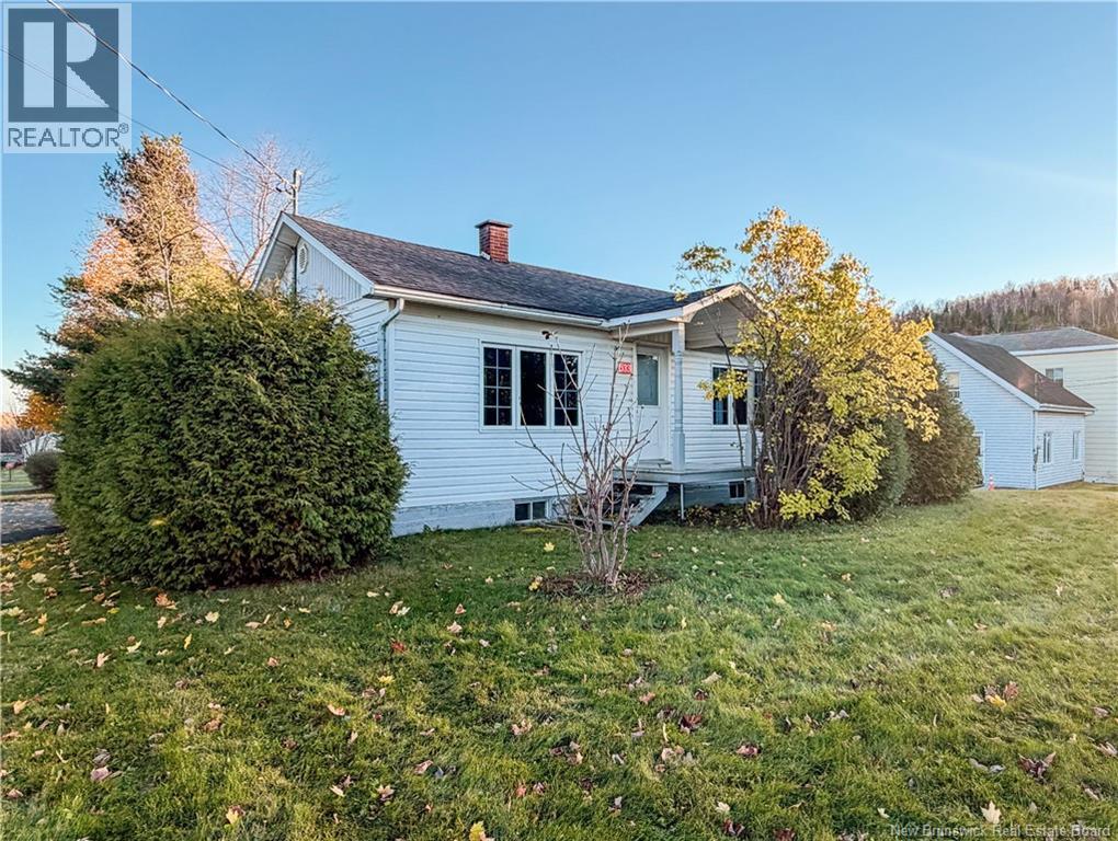 533 Broadway Boulevard West, photo 1