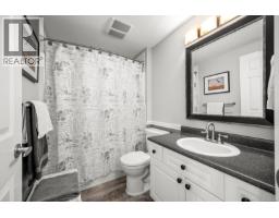 204 1105 Henry Rd, Courtenay, BC V9J1L0 Photo 17