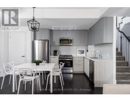 Th49 - 10 Brin Drive, Toronto, ON M8X0B3 Photo 10