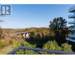Th49 - 10 Brin Drive, Toronto, ON M8X0B3 Photo 32