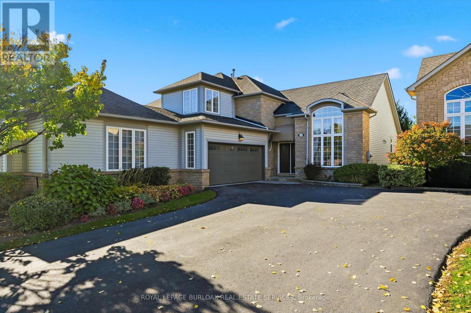 2256 Turnberry Road, Burlington, ON photo 1