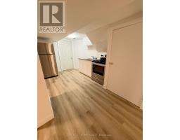 85 Floral Parkway, Toronto, ON M6L2C3 Photo 16