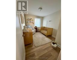 85 Floral Parkway, Toronto, ON M6L2C3 Photo 8
