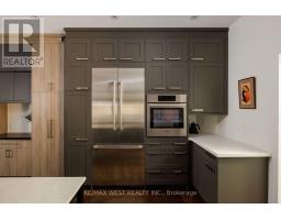 12 Strickland Avenue, Toronto, ON M6K2H8 Photo 16