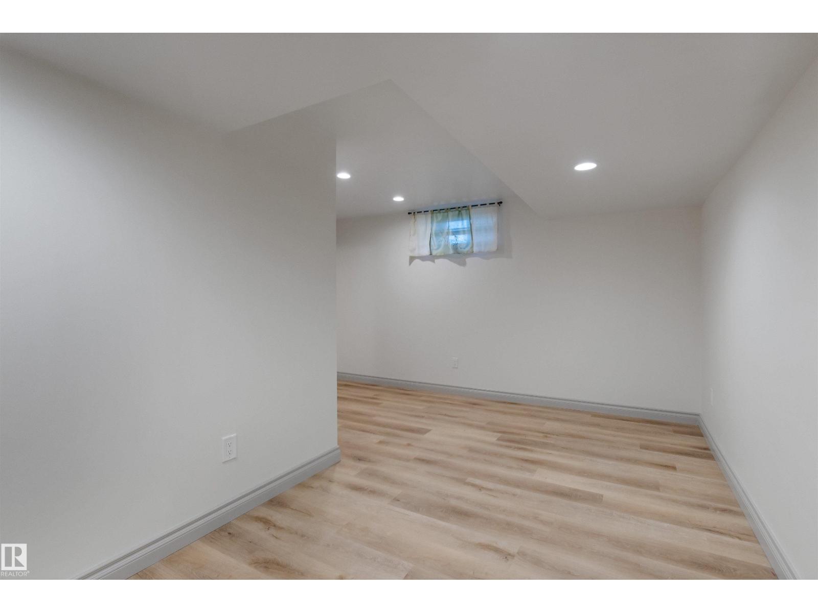 11643 137 ST NW, Edmonton — photo 31