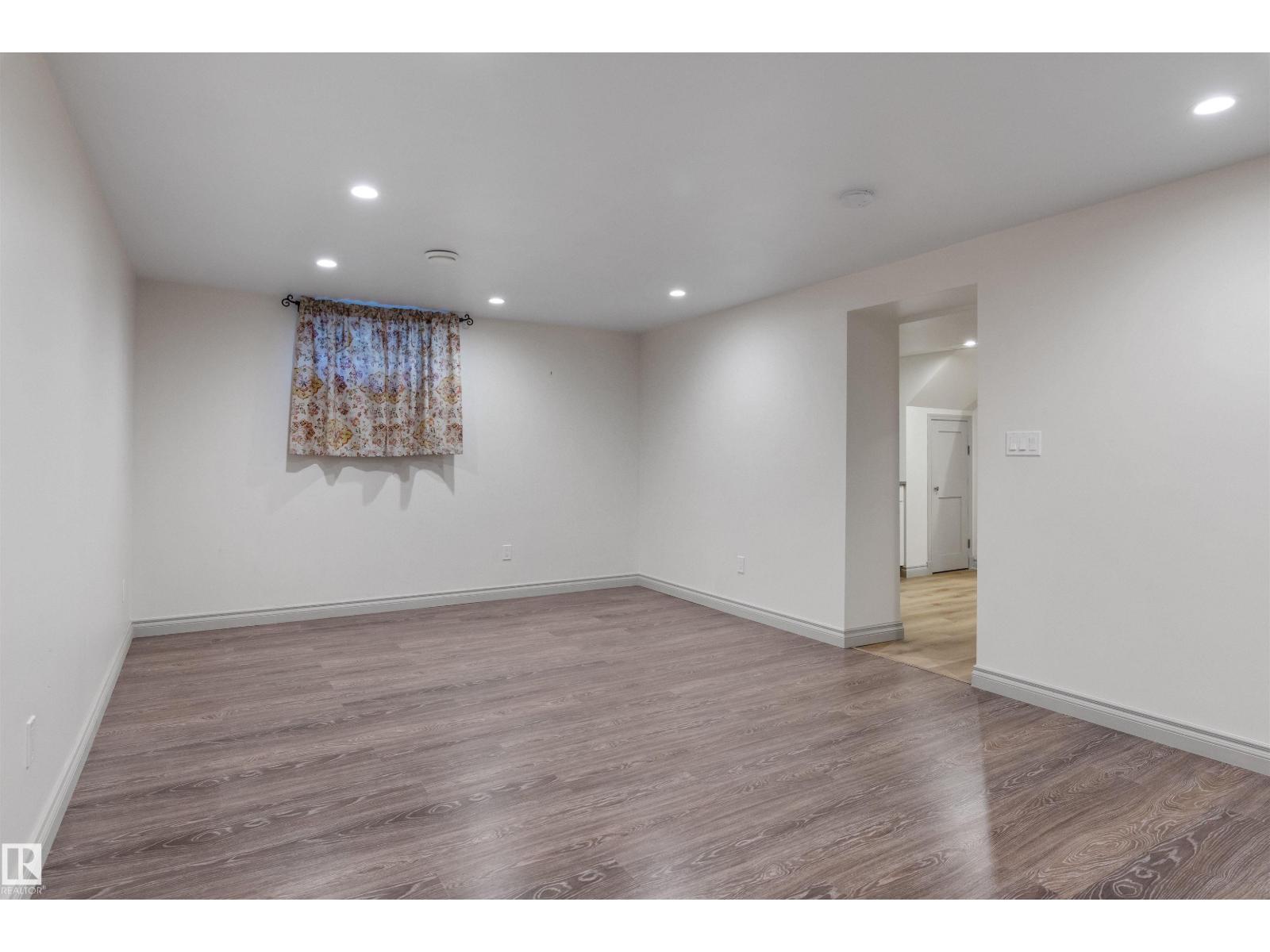 11643 137 ST NW, Edmonton — photo 35