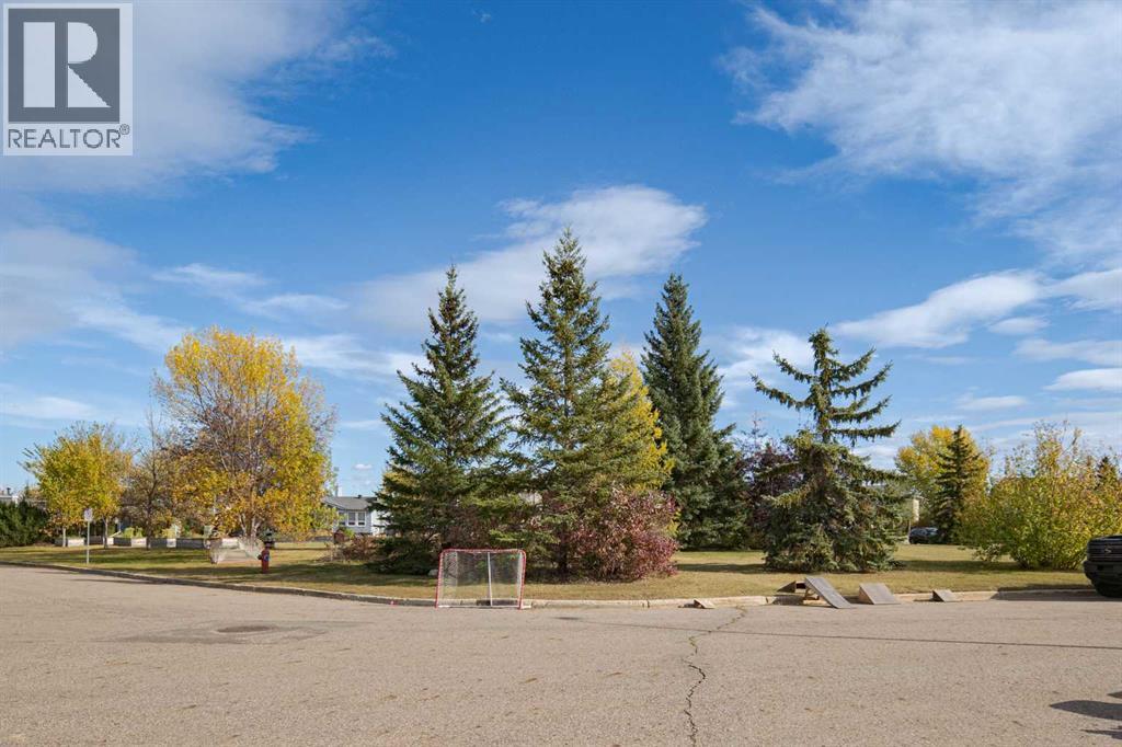 133 Whiteoak Garden, photo 47 of 48