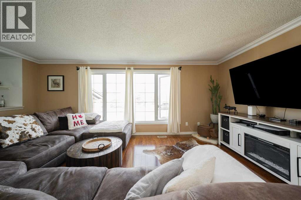 133 Whiteoak Garden, photo 15 of 48