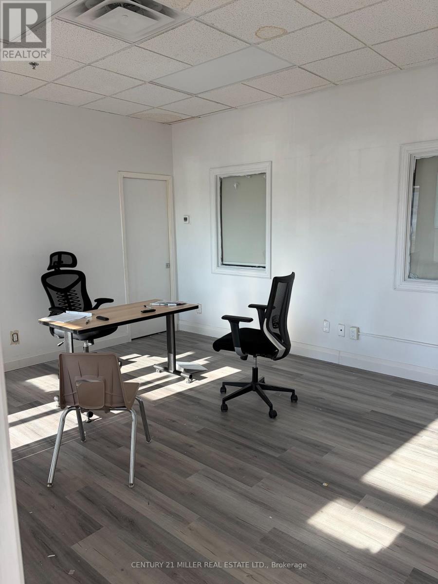 450 Bronte Unit 202B photo 5