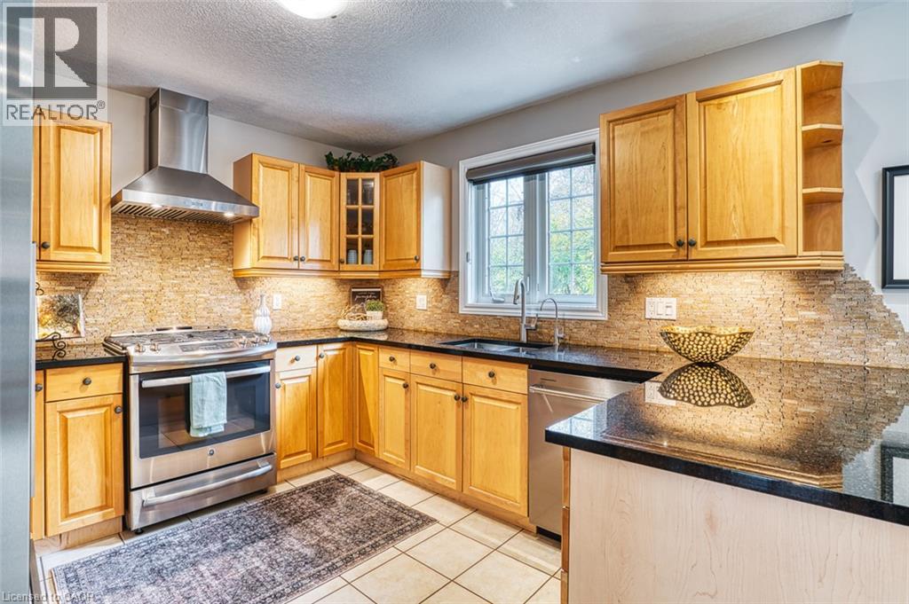 148 CAROLINIAN Lane - 12