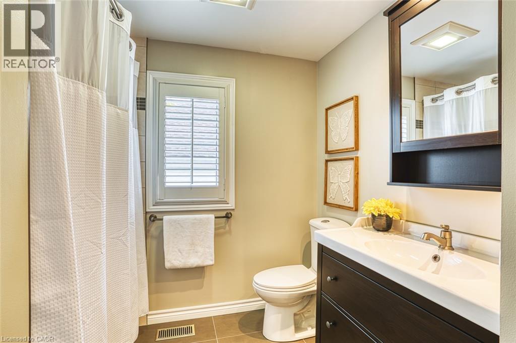 148 CAROLINIAN Lane - 31