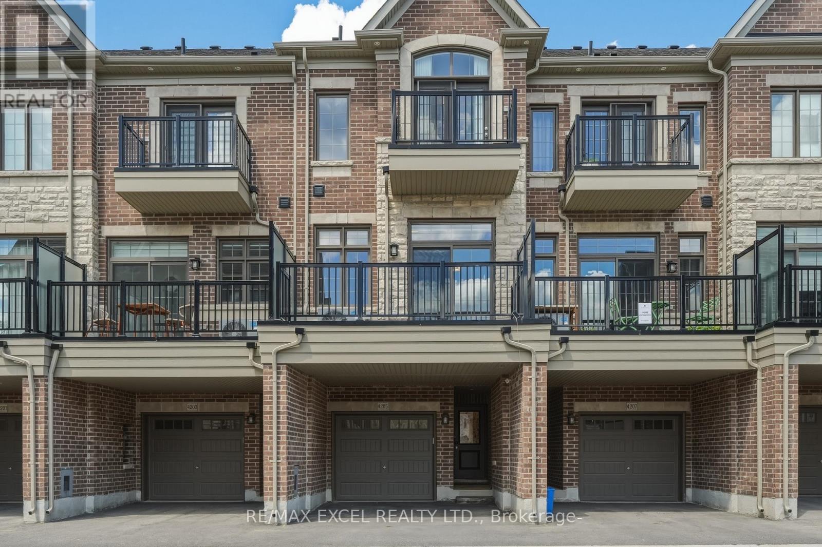 4205 Major Mackenzie Drive East, Markham, ON photo 3
