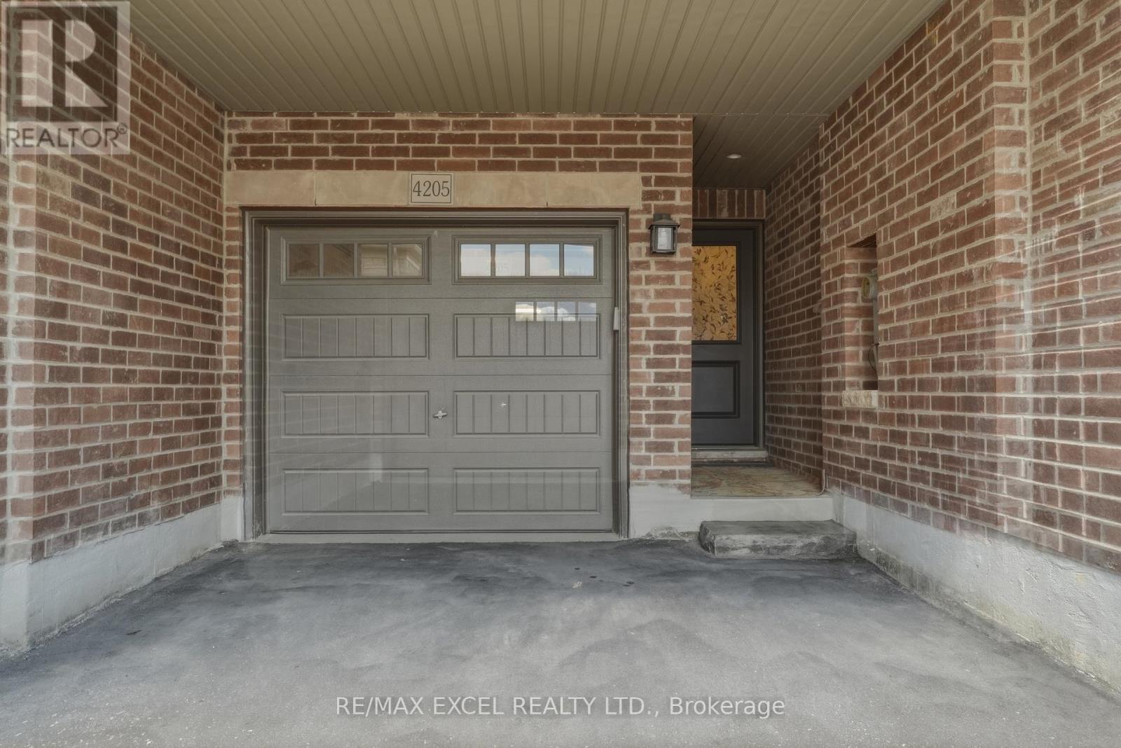 4205 Major Mackenzie Drive East, Markham, ON photo 4