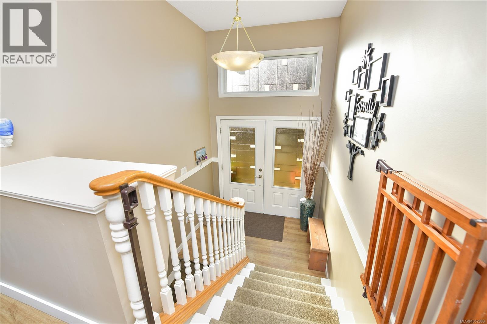  7043 Bickstan Place, Central Saanich