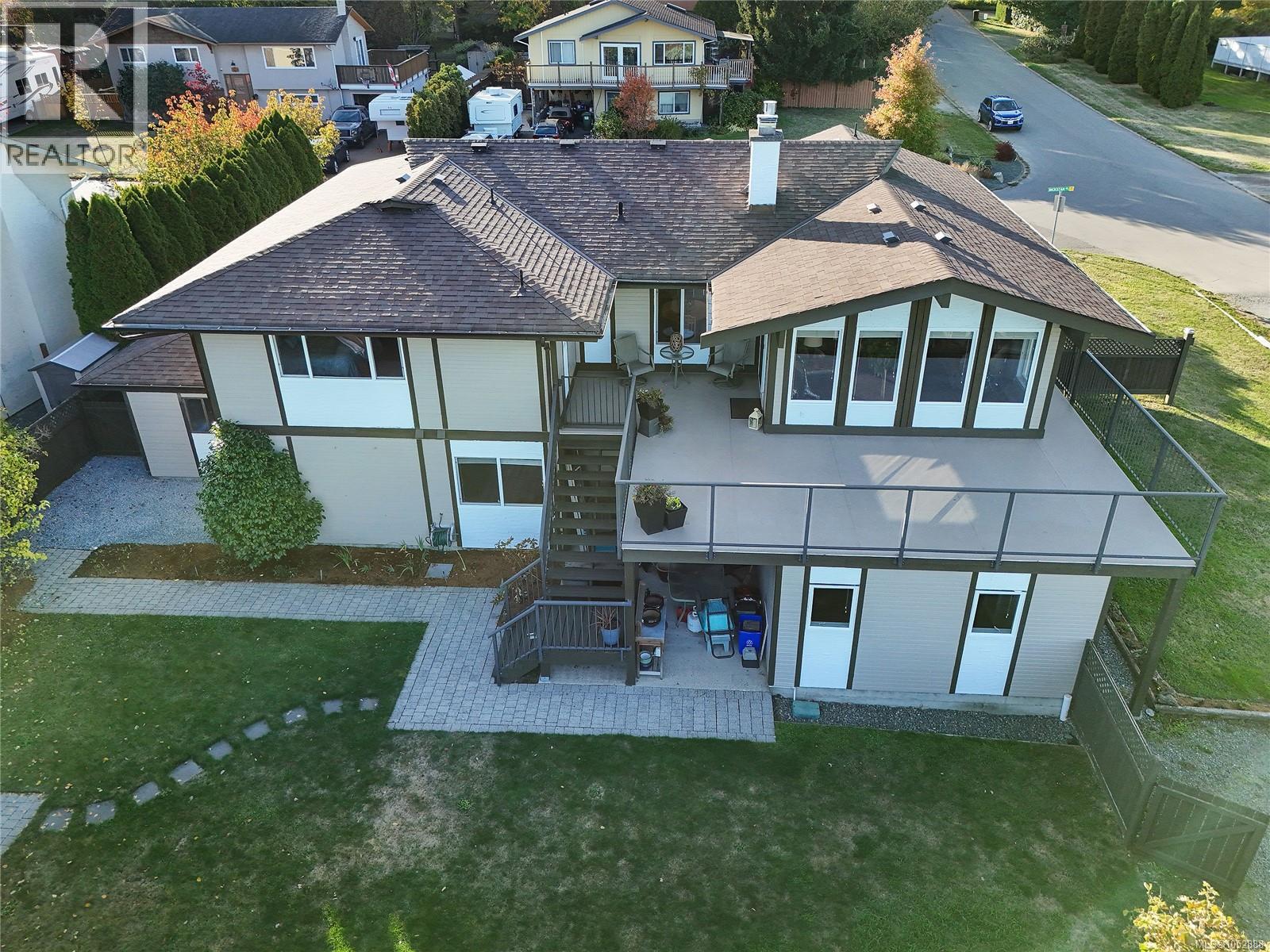  7043 Bickstan Place, Central Saanich